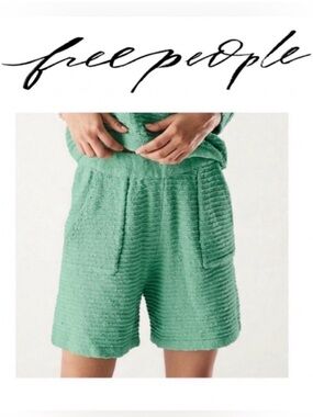Free People Beach Carter Sweater Knit Shorts Women’s L Green